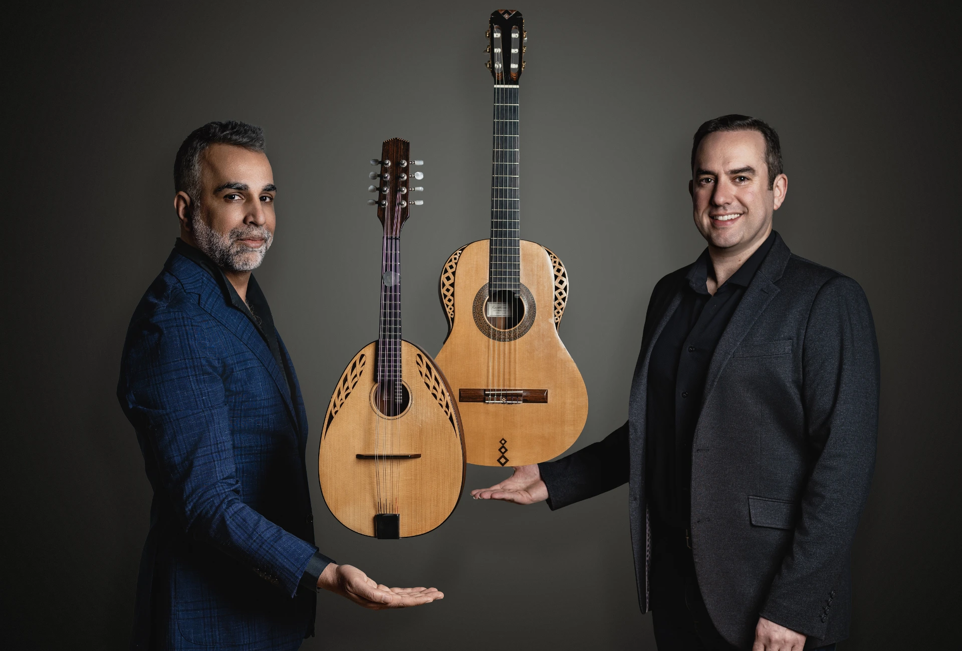 Duo Mantar - Contacts us