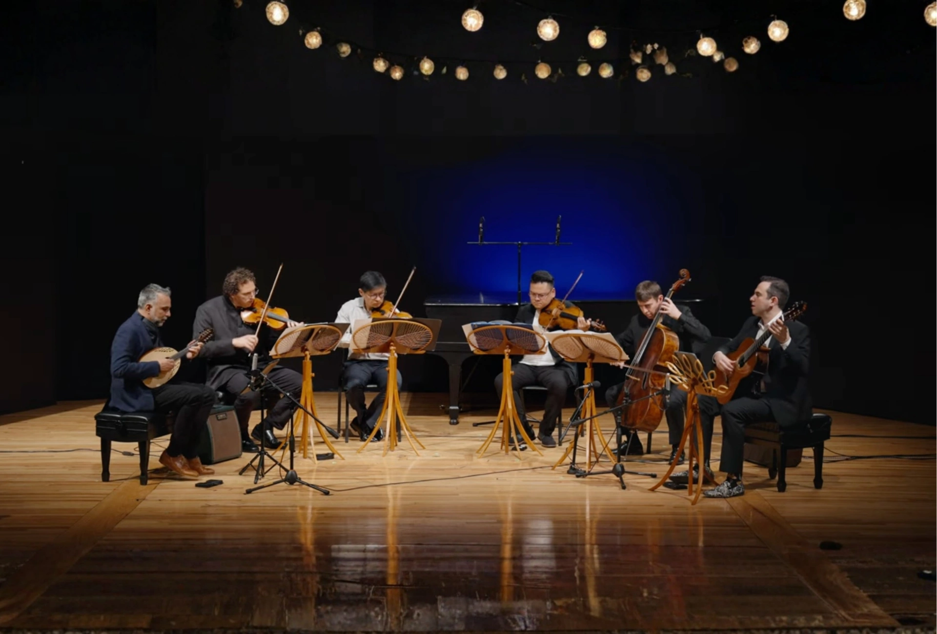 Mediterranean Plectrum – A Musical Journey Across Cultures Duo Mantar